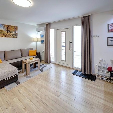 Apartman Nena Пірот Екстер'єр фото